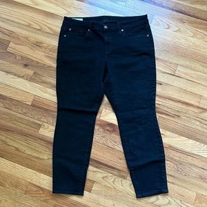 GAP Mid Rise Curvy True Skinny Jeans